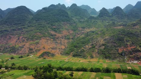 Stunning-aerial-footage-of-Vietnam,-Southeast-Asia