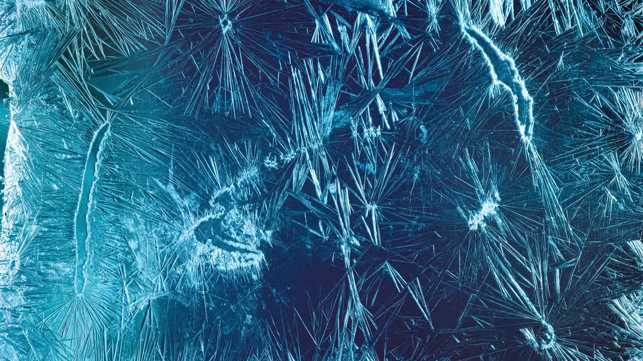 겨울 배경 - 유리에 서리 패턴입니다.