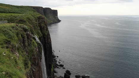 High-Mealt-Falls-at-Isle-of-Skye-in-Scotland-in-overcast-weather