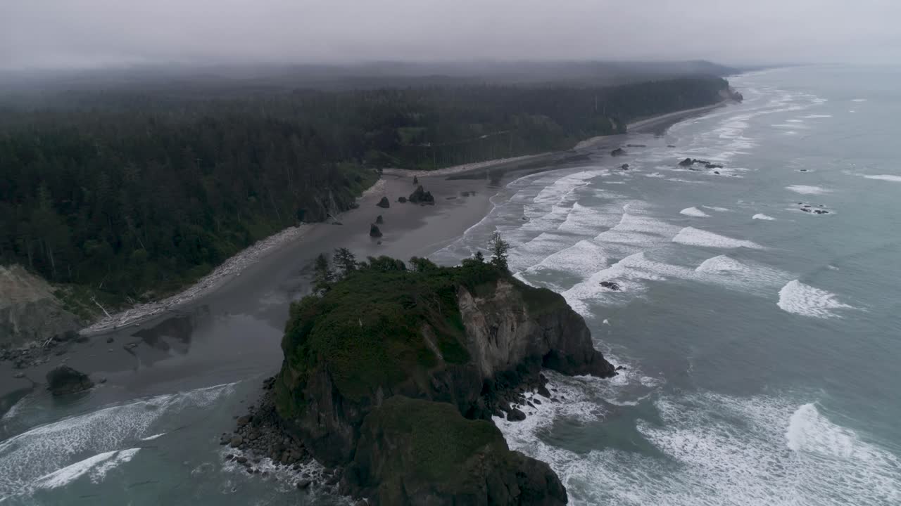 Ruby Beach, located on the southwest coast of the Olympic Peninsula - Olympic National Park. Drone Footage during twilight on a moody day