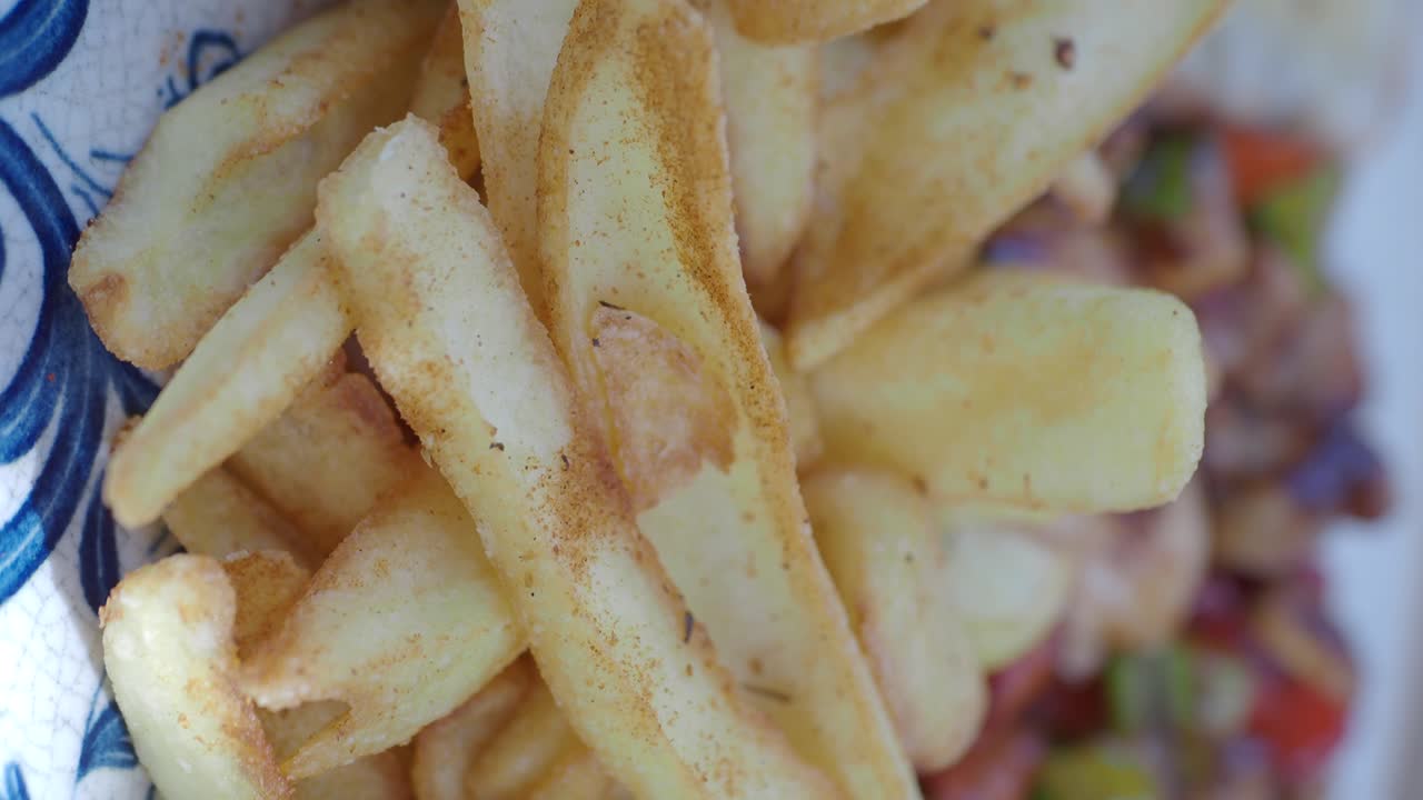 Patatas fritas y crujientes
