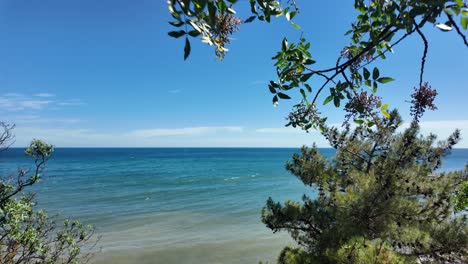 Una-Hermosa-Vista-Del-Mar-Negro-Desde-La-Región-De-Karadag-En-Crimea,-Rusia,-En-Un-Día-Soleado