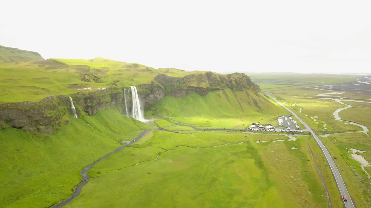 아이슬란드 의 스코가포스 폭포 의 공중 사진