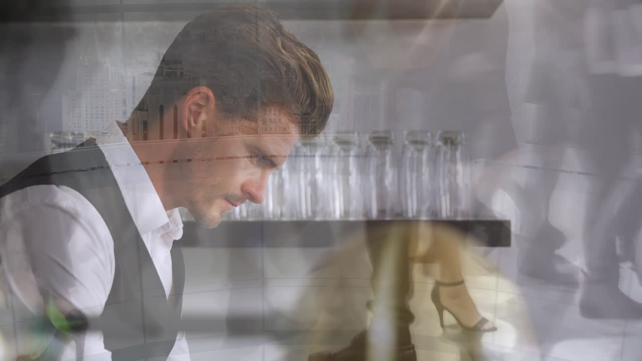 Animazione di un lavoratore maschio caucasico in un bar, con persone che camminano.