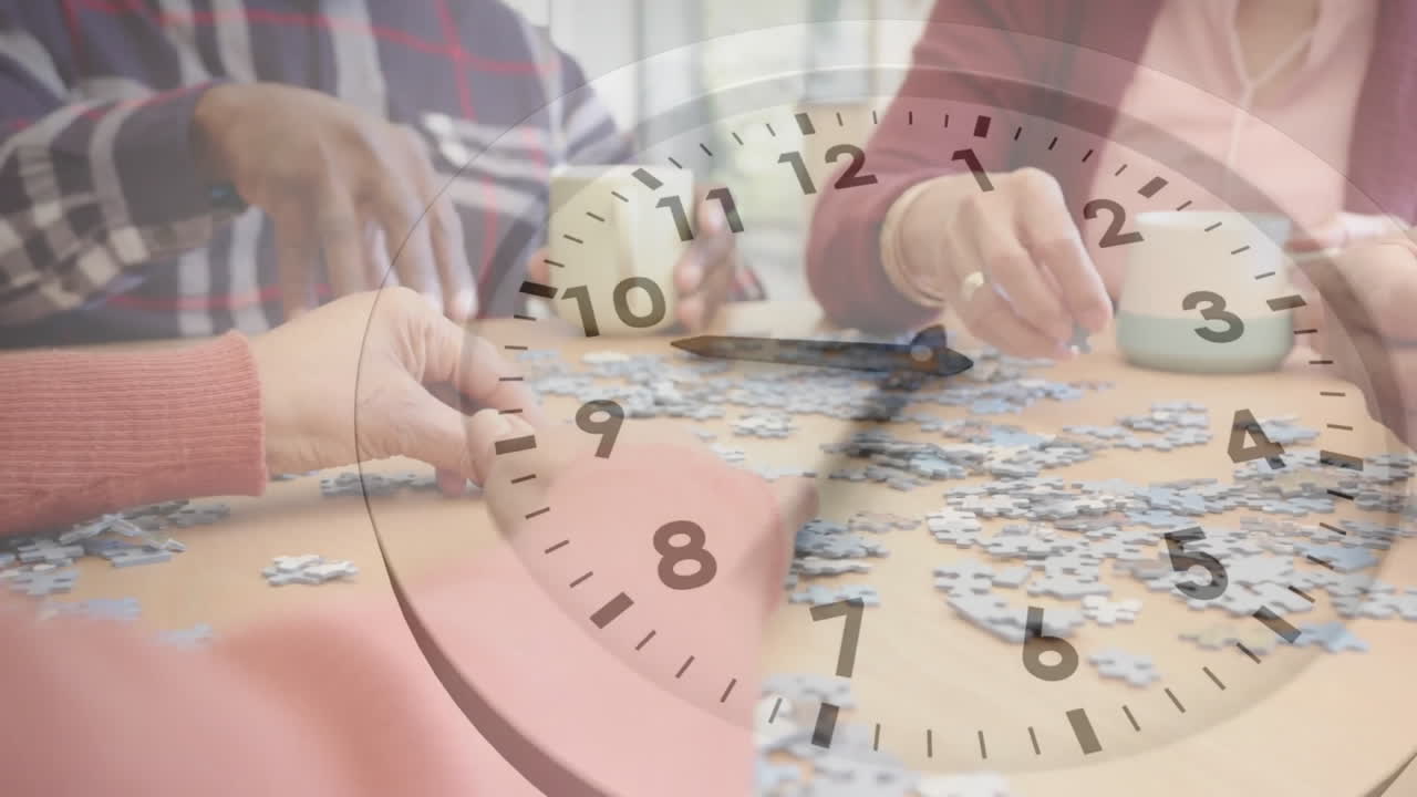 다양한 노인들이 퍼즐을 하는 시계 애니메이션