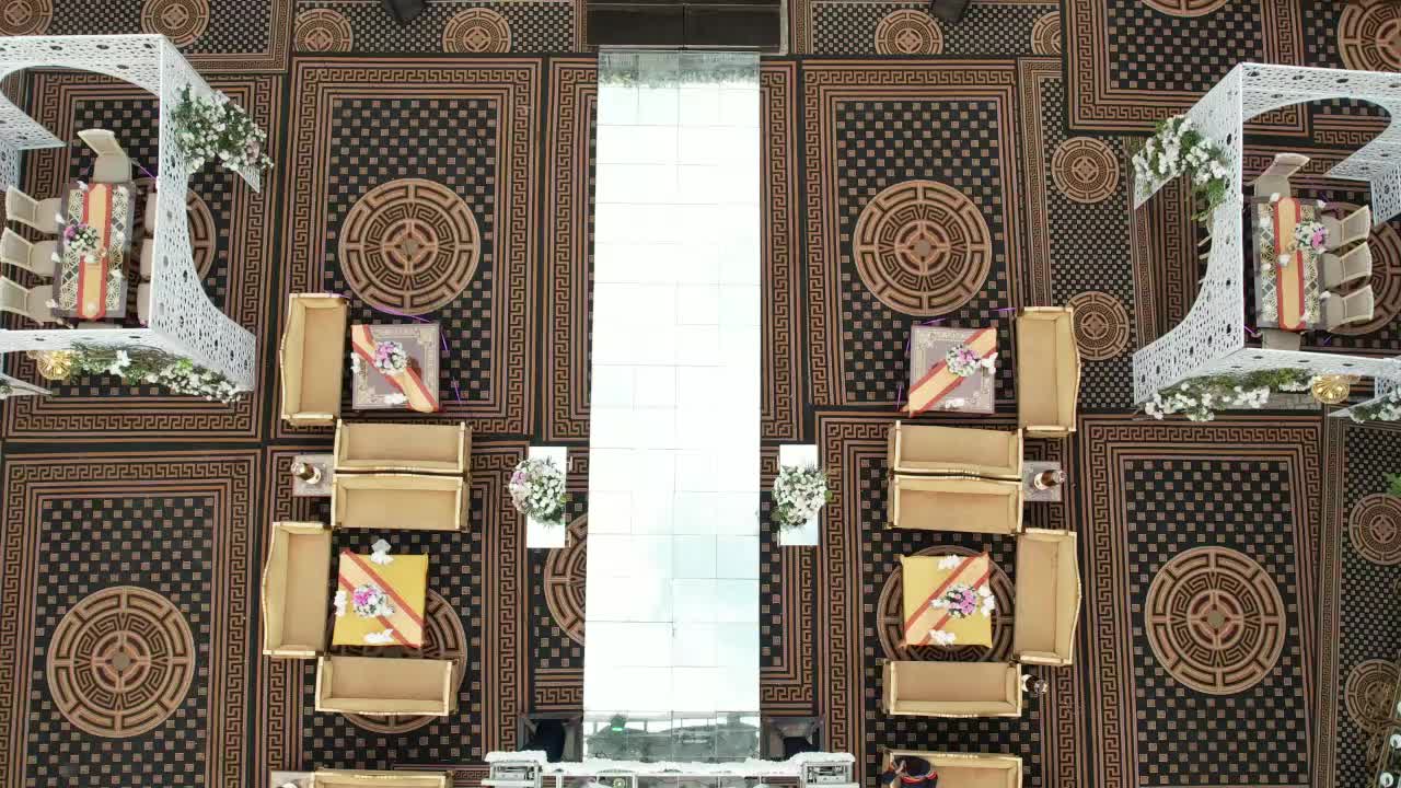 vista aérea de una celebración de bodas al aire libre