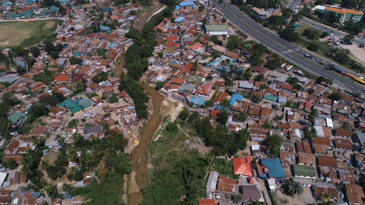 다르에스살람 시의 농촌 주거 지역 조감도