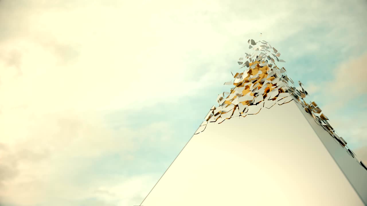 피라미드는 금의 내부를 드러니다.