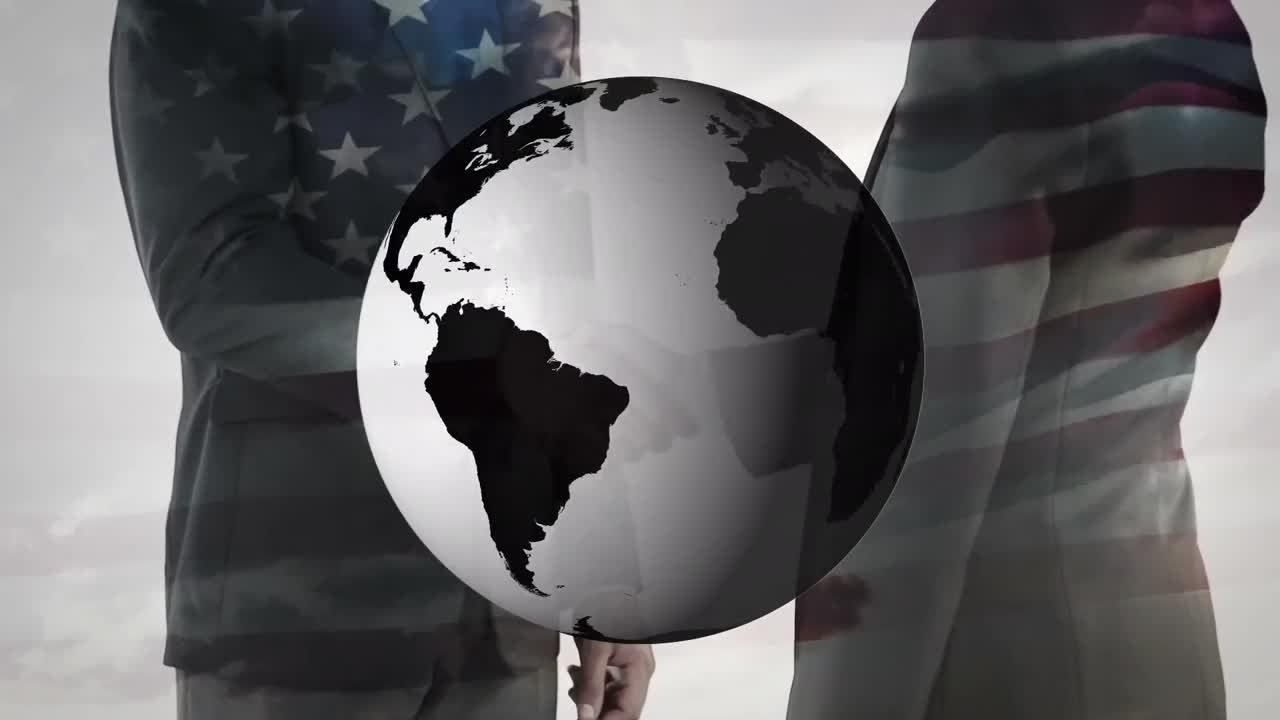 animación del globo sobre la bandera estadounidense y el apretón de manos de un hombre de negocios