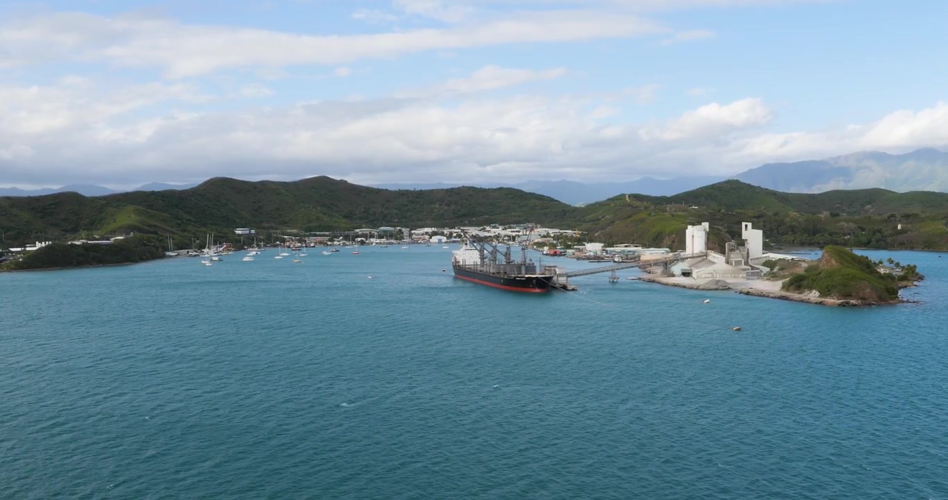 Nouméa, porto e la città sullo sfondo. Nuova Caledonia.
