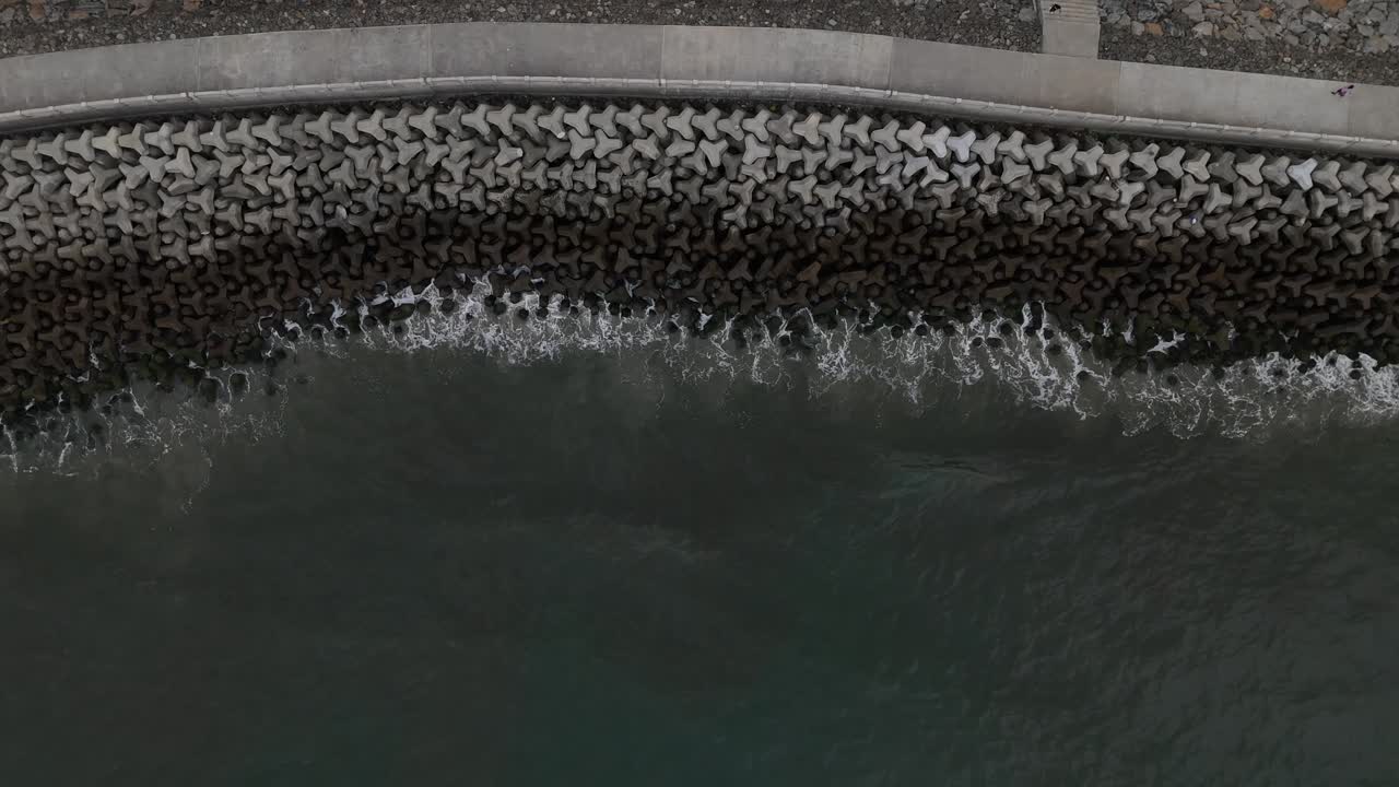 라넘 미니 항구 (chellanam mini harbour) 는 인도의 케랄라에 있는 어업 항구이다.