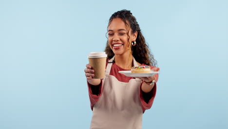 café, rosquillas y una camarera feliz