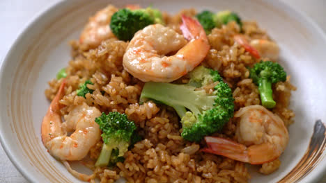 fried rice with broccoli and shrimps - homemade food style