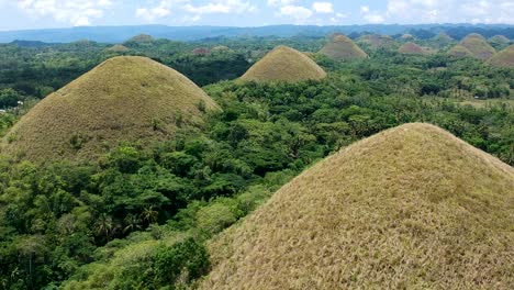 aerial parallax reveal of chocolate hills