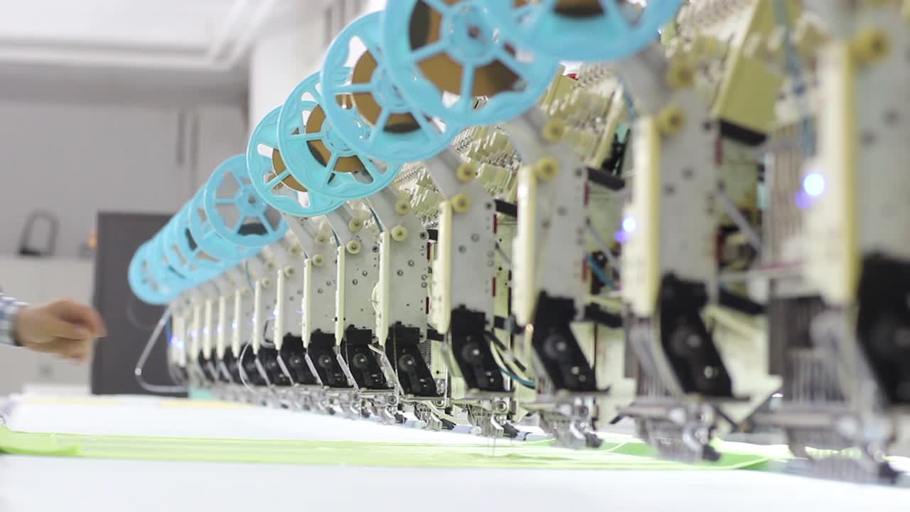 máquinas de coser industriales fábrica textil 5