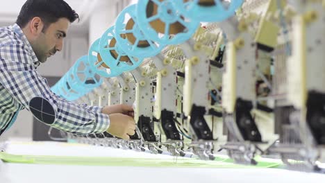 máquinas de coser industriales fábrica textil 5
