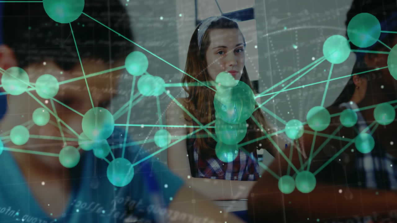 animación de la red de conexiones y procesamiento de datos sobre diversos escolares en el aula