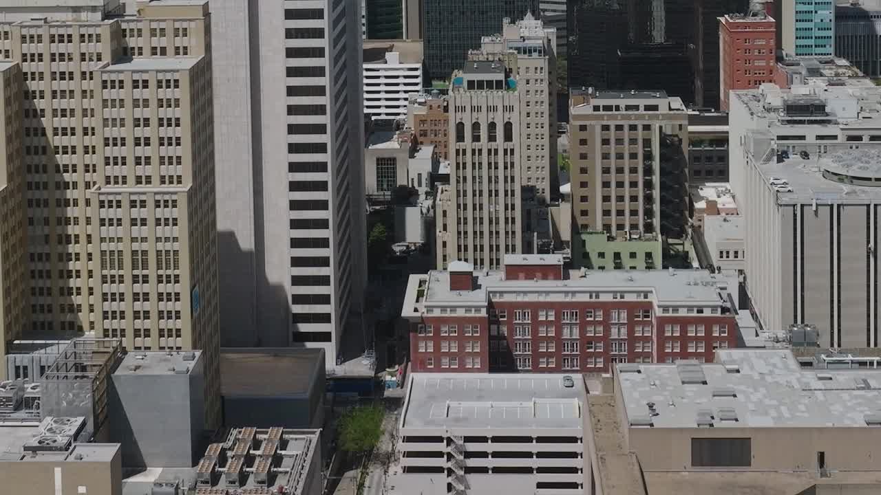 Vista degli edifici del centro di Dallas, Texas, dall'alto
