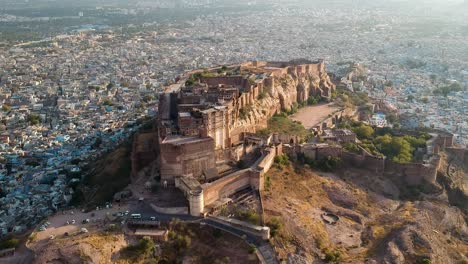 Antenne-Des-Forts-Mehrangarh-In-Jodhpur,-Rajasthan,-Indien