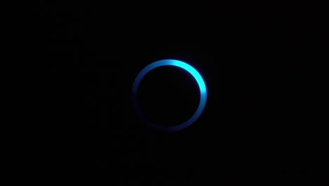 botón táctil, controlador de dispositivo electrónico. indicador de led redondo, azul luminoso