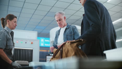 airport security check