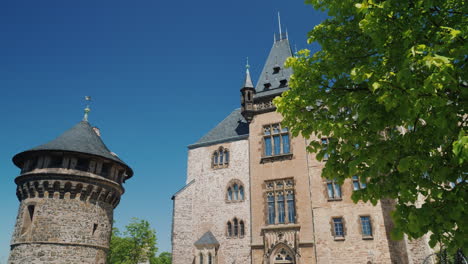 Schloss-Wernigerode-An-Einem-Sonnigen-Tag