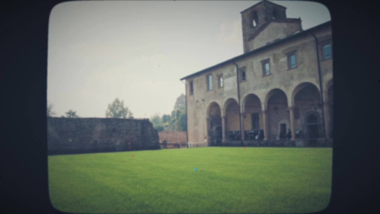 Antico college in una città europea