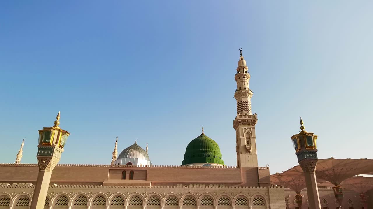 clips de imágenes del edificio exterior de la mezquita de nabawi en medina (madina)