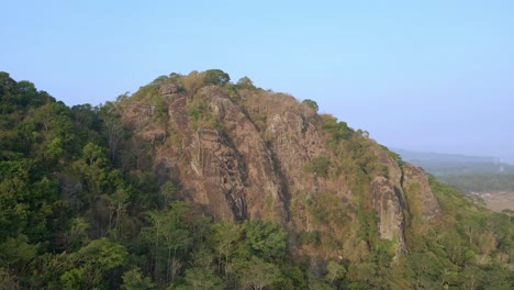 antiguo volcán de nglangeran