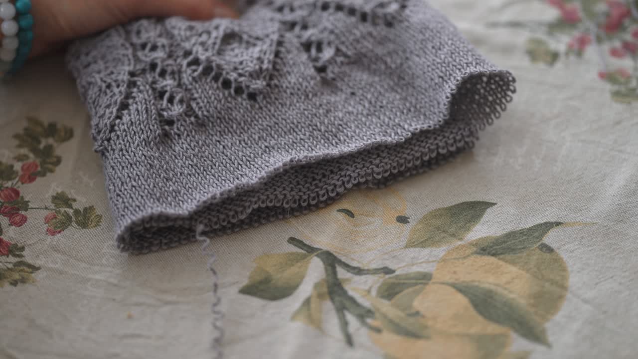 뜨개질 의 옷 이 풀리는 것