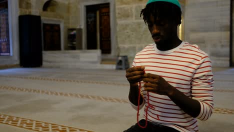 African-Muslim-Young-in-Mosque