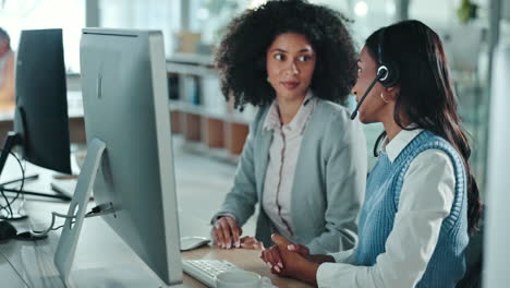 Mujeres-De-Negocios,-Trabajo-En-Equipo-Y-Soporte-De-Call-Center