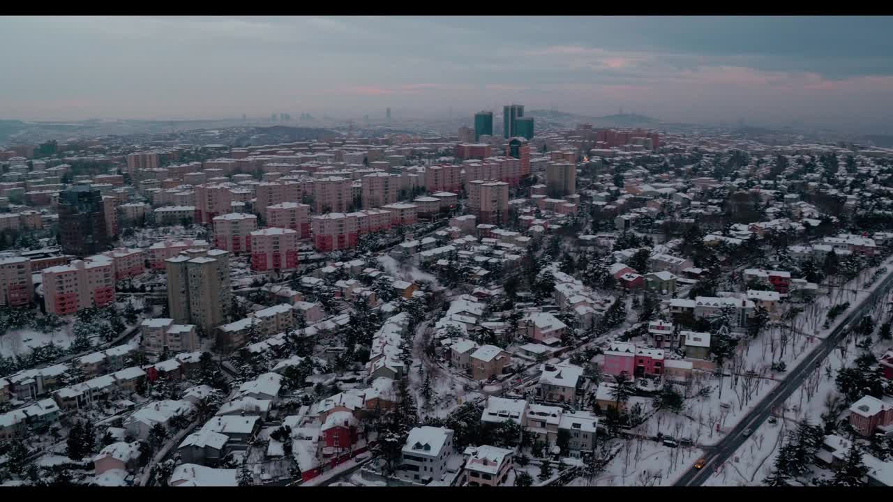 드론으로 눈 인 이스탄불 전망