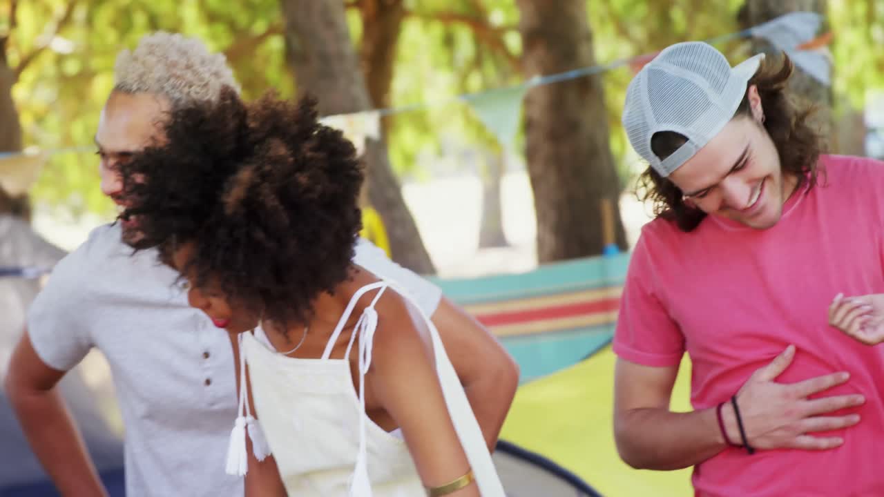 Friends having fun at music festival 4k