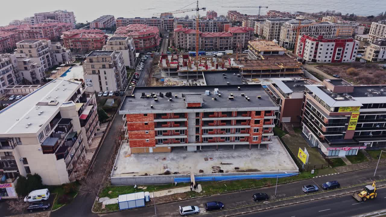 Desarrollo urbanístico en Nesebar, Bulgaria, con vistas a la ciudad
