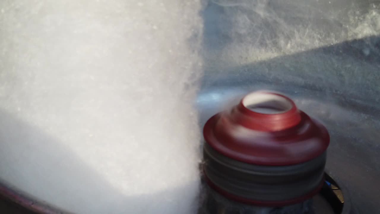 Tecnologia laniera dolce. Slow motion