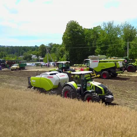 equipos para la agricultura en la granja
