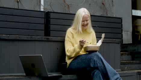 Woman-enjoying-her-food