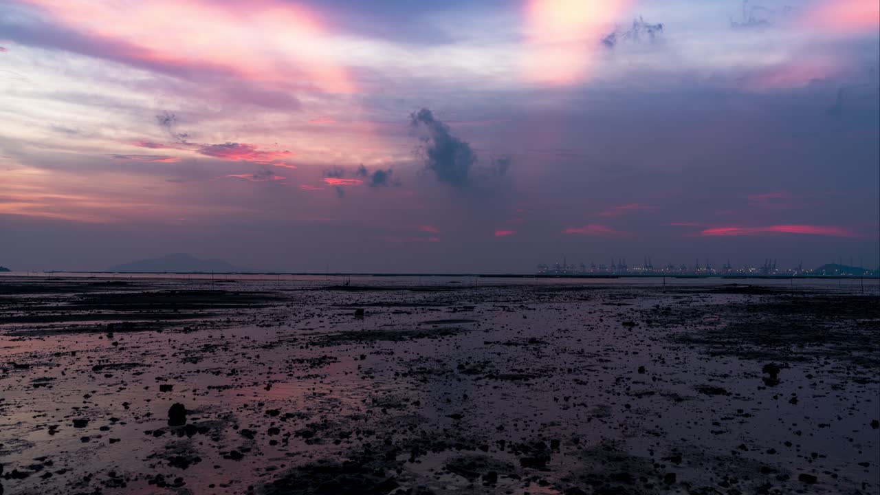 #mavic3 #dji #drones #hongkong #sunset #city #building #youtube #facebook #instagram #fly #mountains #sky #freedom #sun #sunrise #clouds #country #kowloon