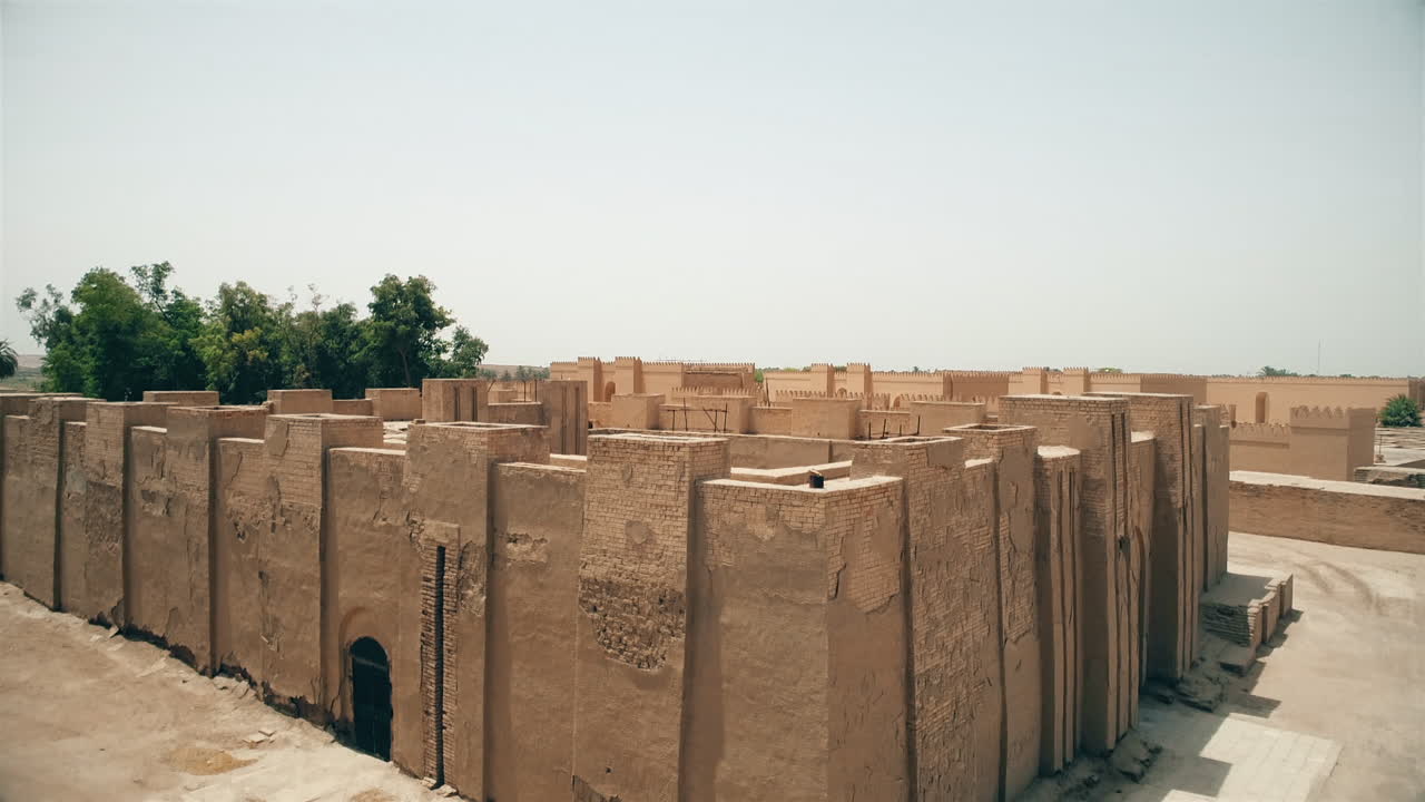toma de drones de la antigua ciudad de babilonia en irak