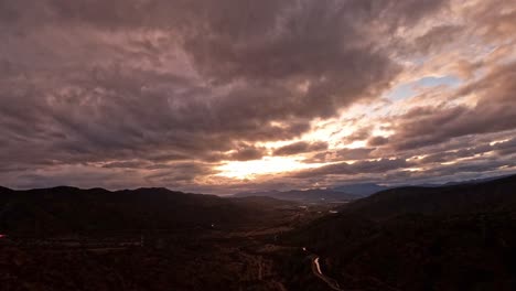 timelapse nubes y puesta de sol