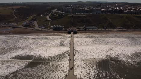 Saltburn-Pier,-Saltburn-by-the-Sea,-Teeside.-Slow-tracking-shot