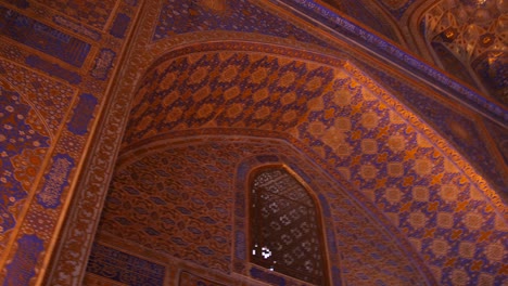 Tilya-Kori-Madrasa-Interior-03