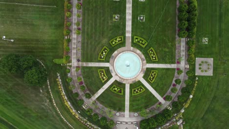 Drone-shot-of-courtyard-fountain