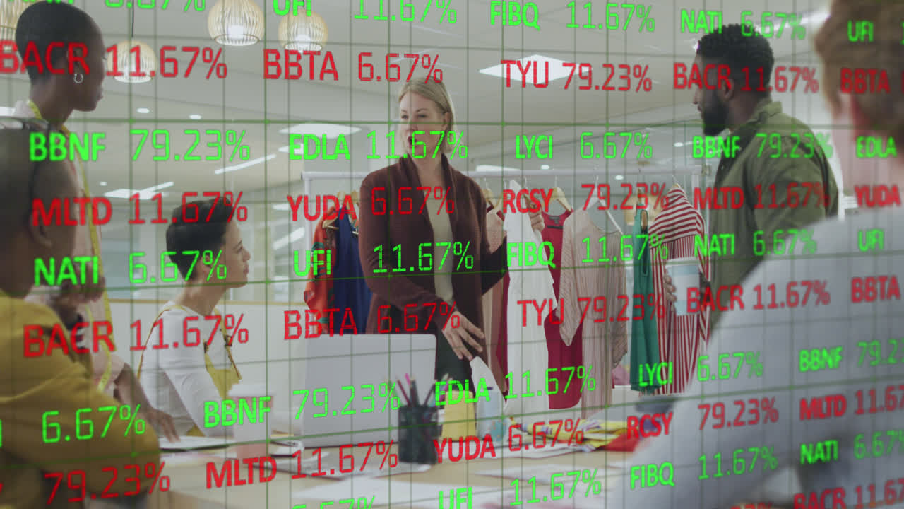 다양한 패션 디자이너들이 사무실에서 토론하는 주식 시장 데이터 처리의 애니메이션