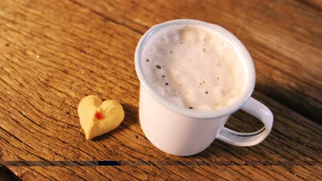 taza de café con galletas