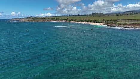 antena: kitesurf en maui, hawaii, estados unidos