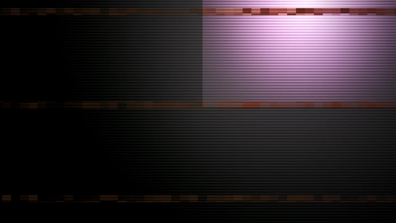 Efek Glitch Digital dengan Cahaya Ungu Berkedip dan Garis Pindai