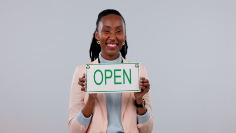 Happy-black-woman,-small-business