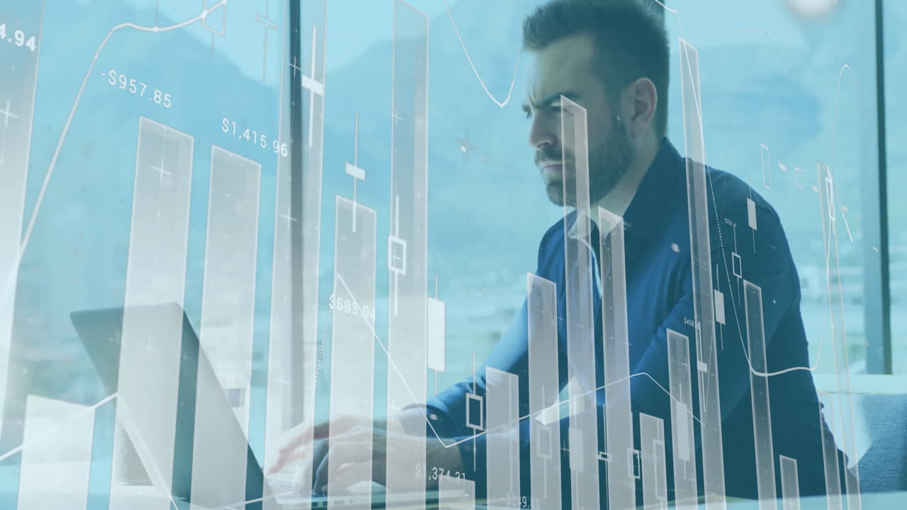 Animazione di elaborazione dati finanziari su un uomo d'affari caucasico in ufficio